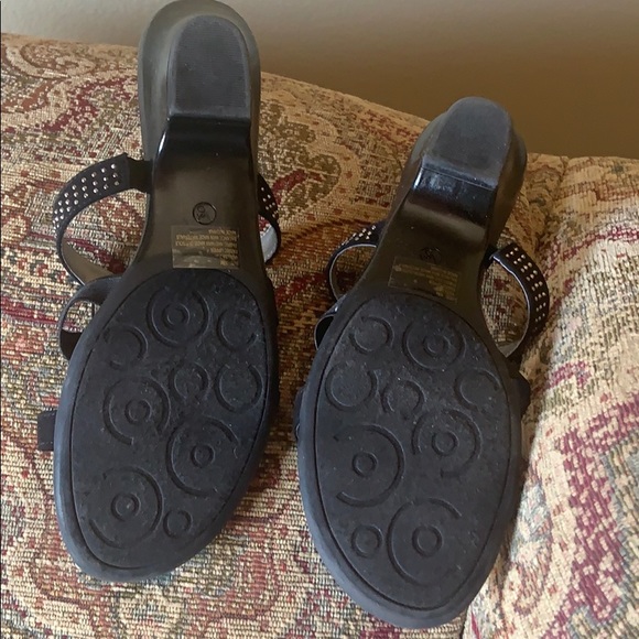 Kitten heel shoes with tiny rhinestones - Picture 3 of 5